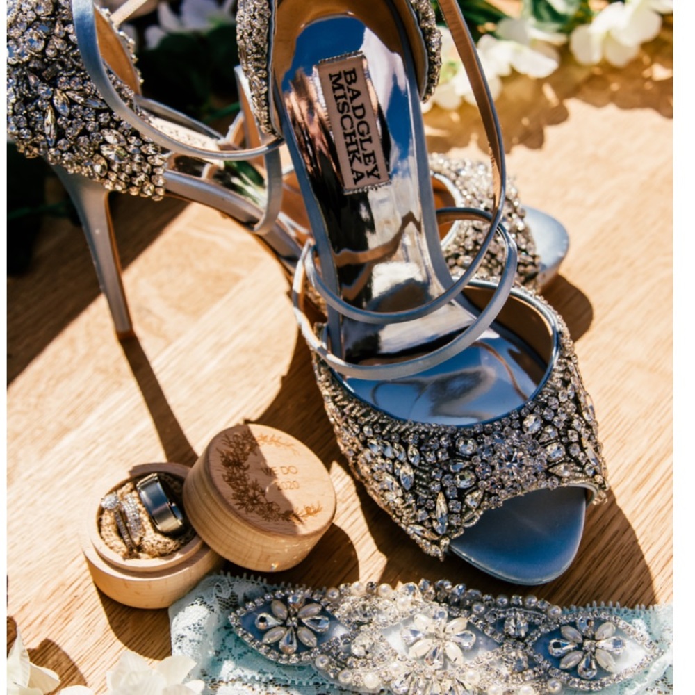 Badgley Mischka Wedding Blue Heels, Size 7